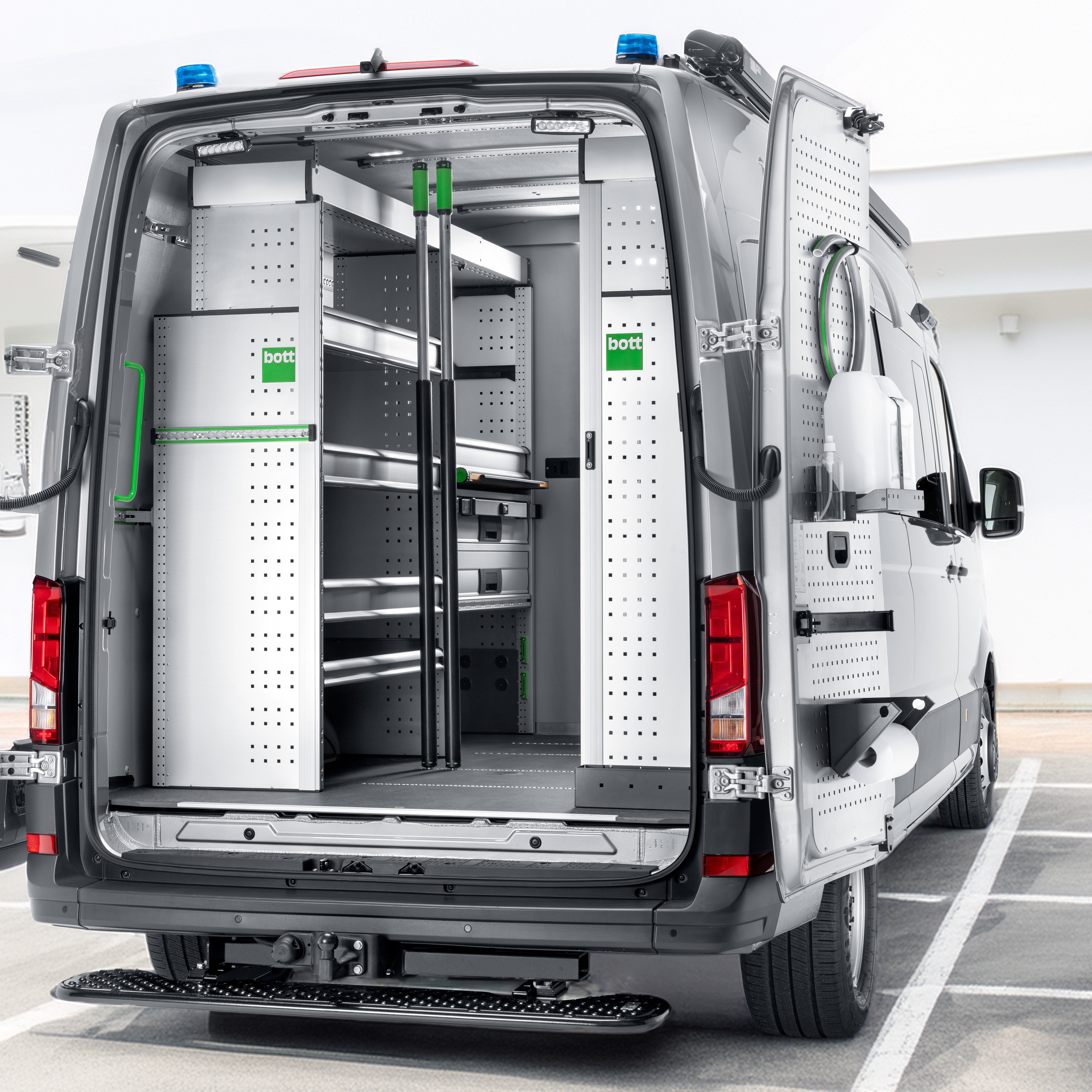 bott Spezialausbau für die Kriminalpolizei Niedersachsen