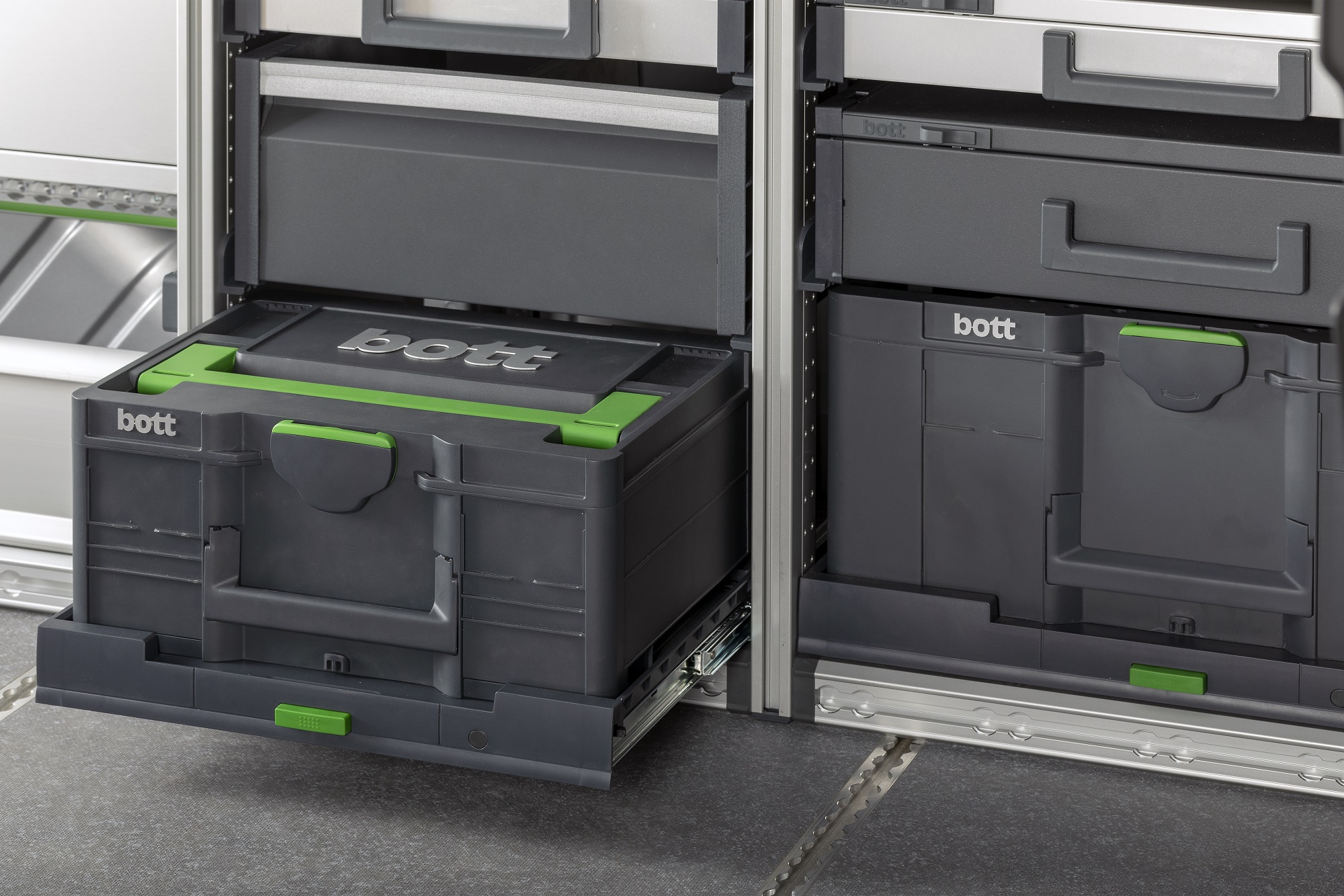 Fácil integración del sistema de maletas Systainer³ en el taller, el equipamiento del vehículo o en la obra.